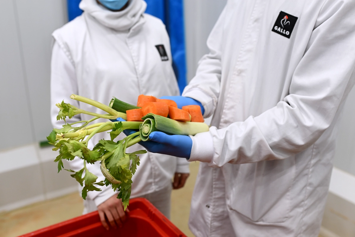 Siete de cada diez españoles no leen las etiquetas de los alimentos de manera habitual